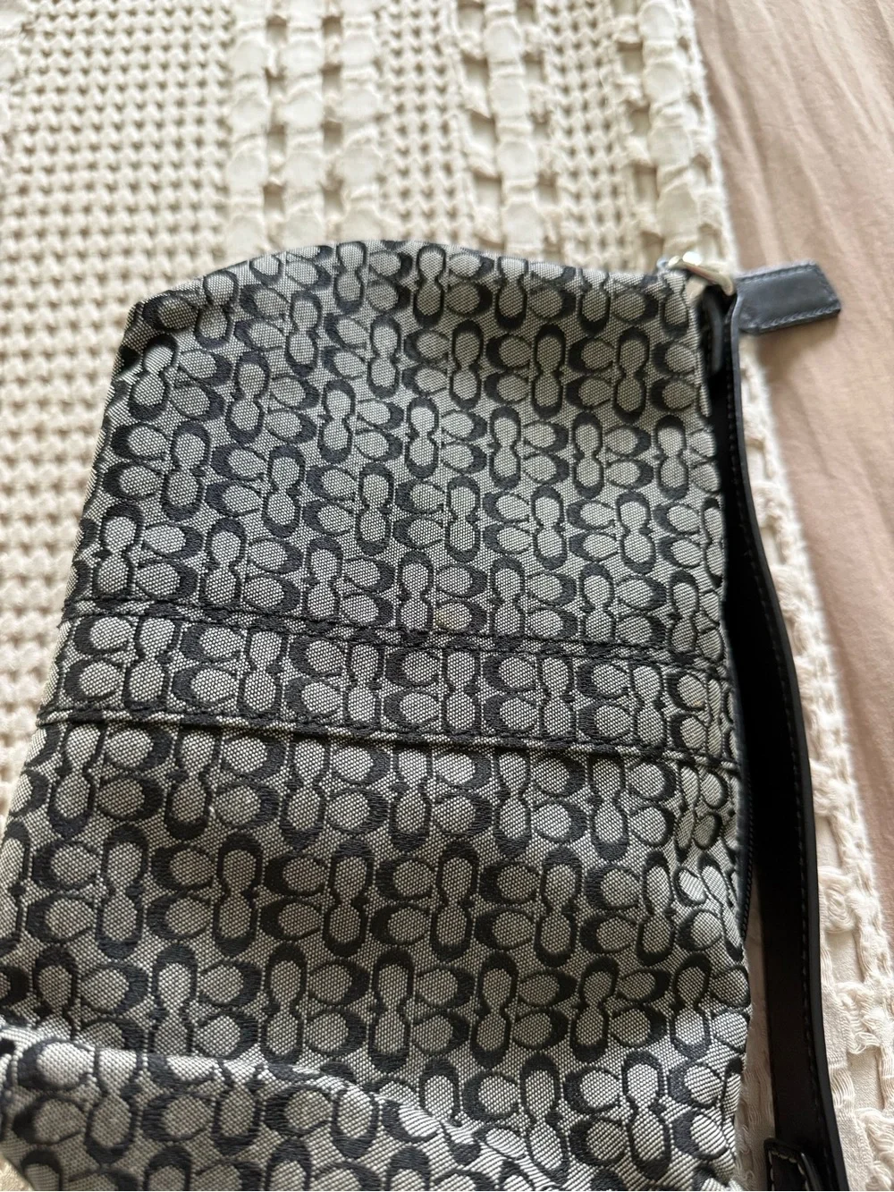 Y2K Vintage Coach Soho Mini Signature Bag